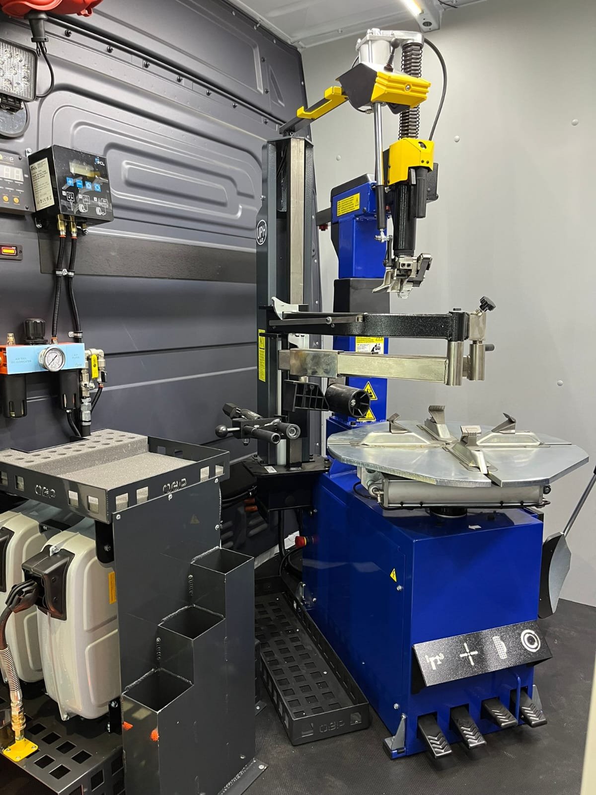 mobile tyre fitting equipment 12v